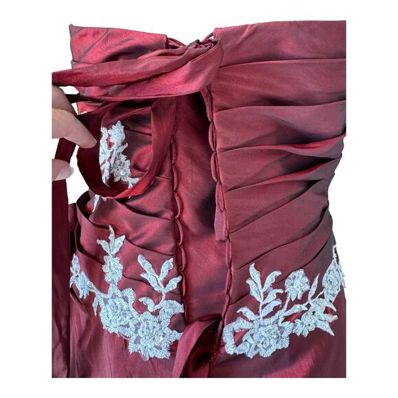 Burgandy Ball Gown Sweetheart Beading Long Taffeta Quinceanera Dress size Medium - Picture 12 of 16